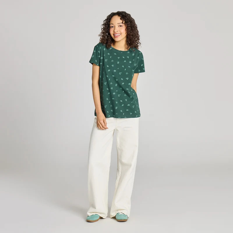 Life is Good Women's Falling Leaves Pattern Crusher