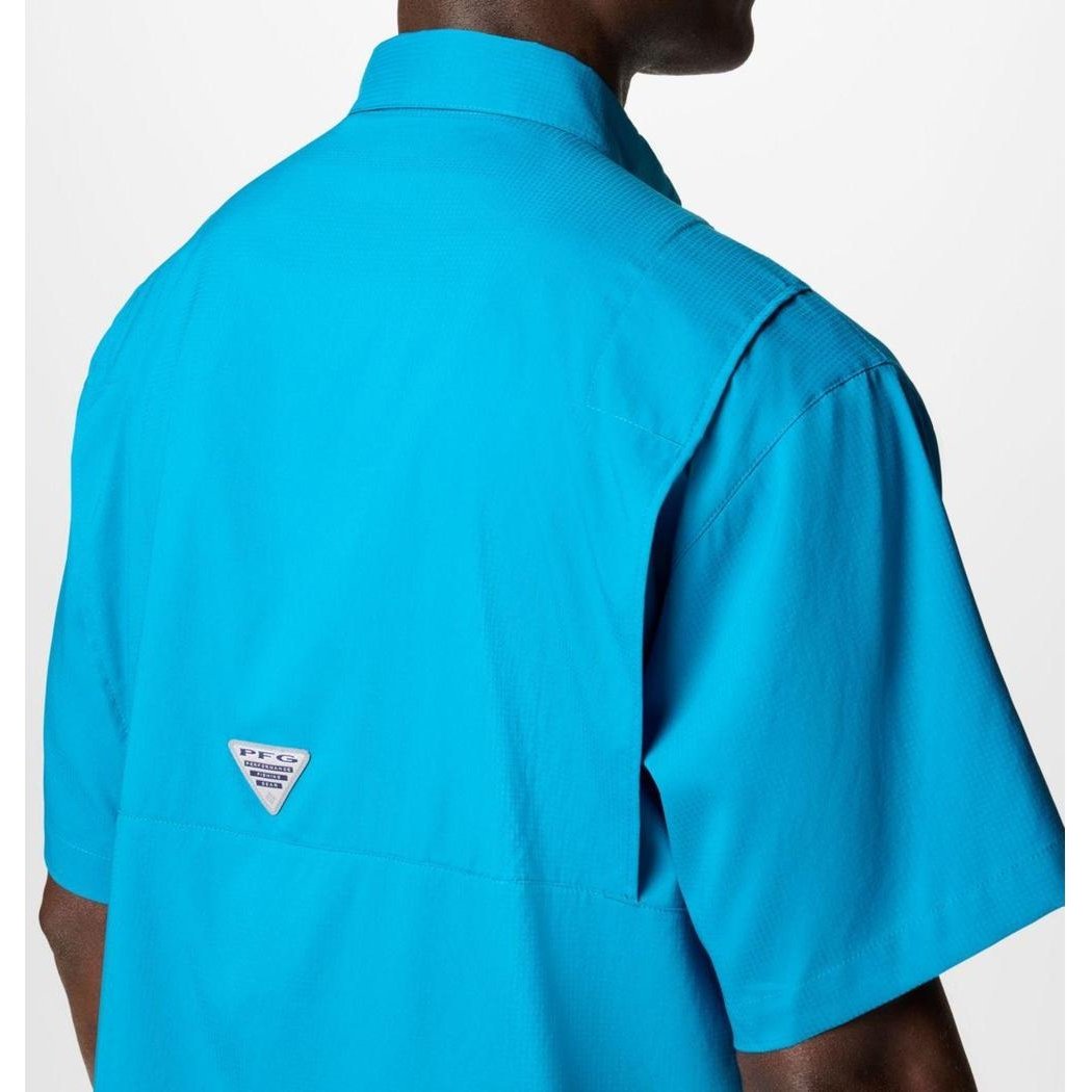 Back view of the Columbia Sportswear Men's Tamiami II Short-Sleeve Shirt in Blue Echo showing the small logo patch on the back against a plain white background.