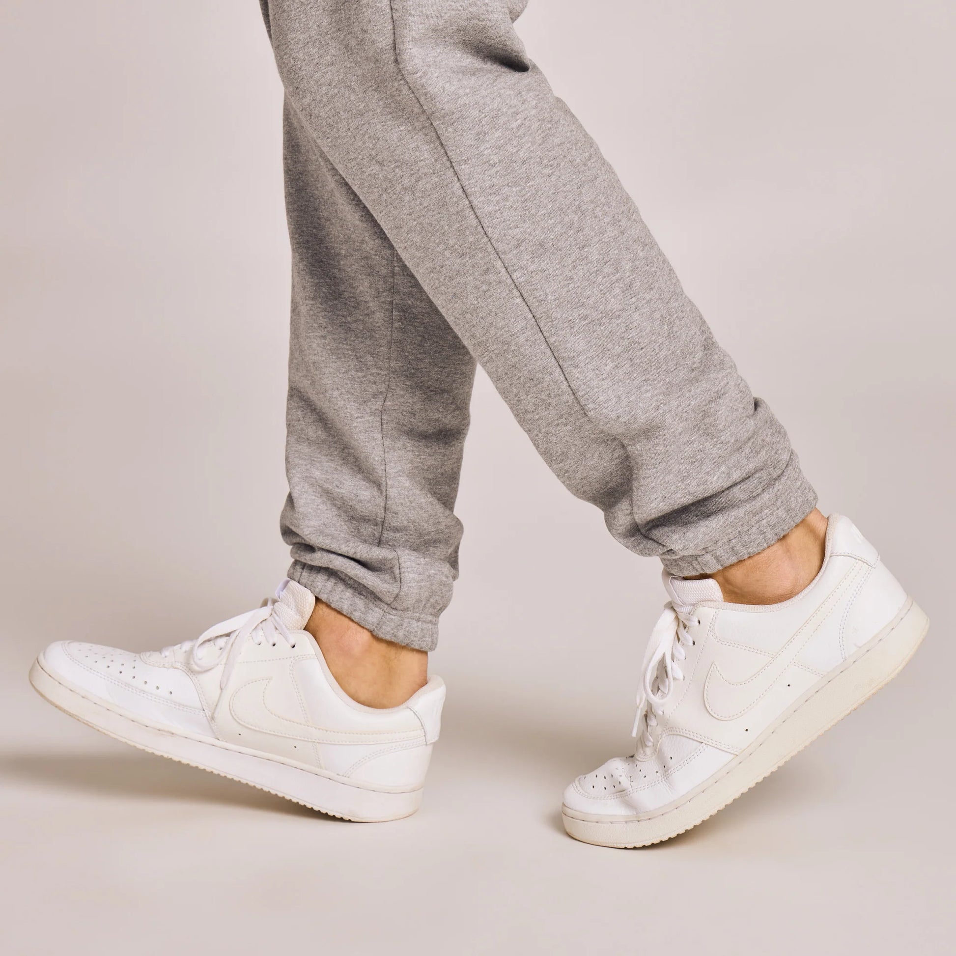 Life is Good Men's Solid Good Vibes Jogger