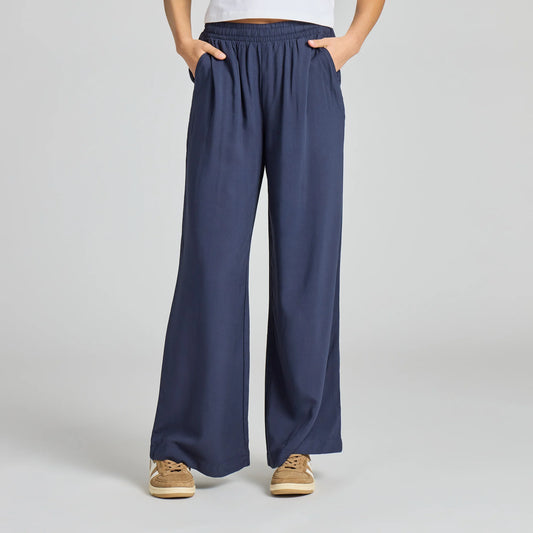 Life is Good Women's Solid Breezy Wide Leg Pant