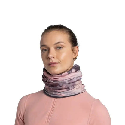 A model wears the Rosewood Buff Polar Reversible - Metly bandana against a white background.
