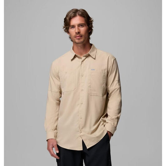 A model wearing the Columbia Sportswear Men's Silver Ridge Utility II LS Shirt in City Grey stands against a plain grey background.