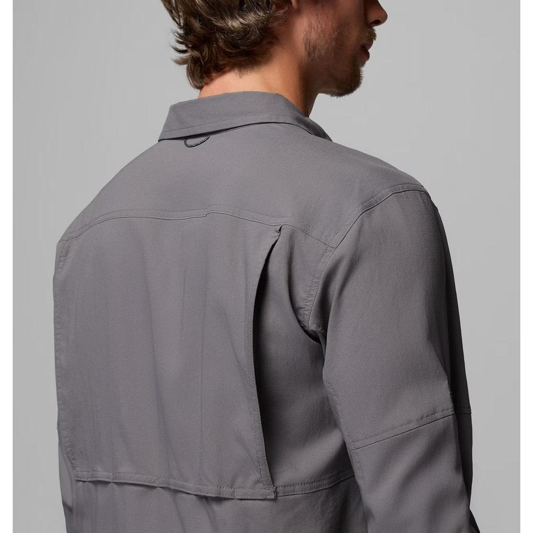 Back view of the Columbia Sportswear Men's Silver Ridge Utility II LS Shirt in City Grey, showing the back pocket and collar, on a model against a plain background.