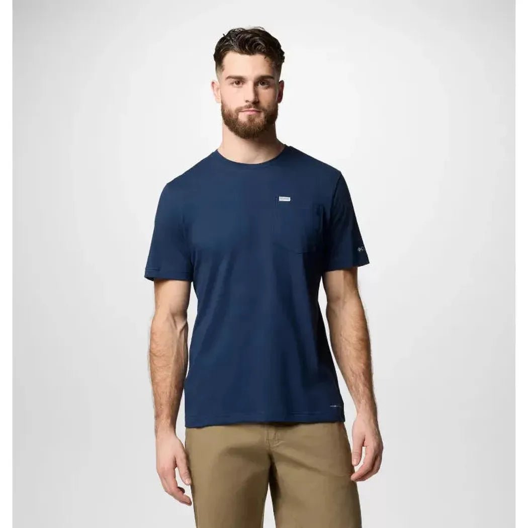 A front view of the Columbia Sportswear Men's Thistletown Hills Pocket Tee in Safari Heather on a model against a light background.