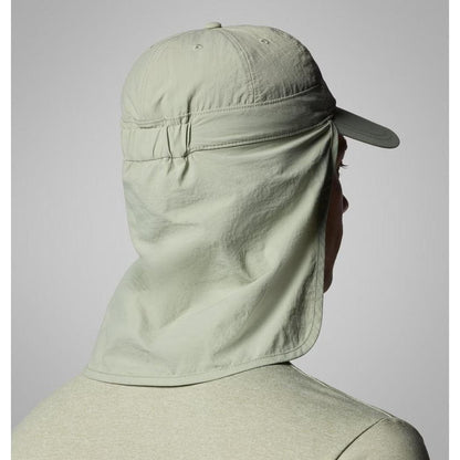 Back view of the Columbia Sportswear Schooner Bank II Cachalot in Ancient Fossil showing the neck flap and light gray background.