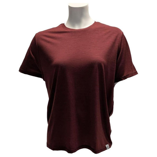 A front view of the Cuyahoga Valley Clothing Company Women's Merino Short Sleeve in Asphalt on a mannequin against a white background.