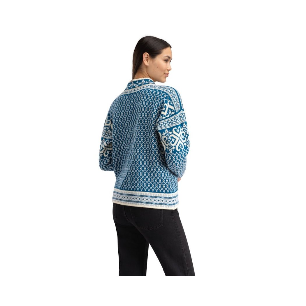 Back view of the Dale Of Norway Leknes Fem Sweater-SAMPLE in ArcticBlueOffWh, showing the pattern and a model wearing it against a white background.