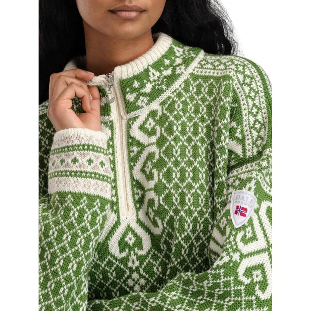 A close-up of the Dale Of Norway Women's Leknes Sweater in Springgreen Offwhite Sand Mel, showing the zipper and a model wearing it.