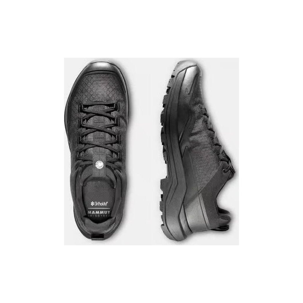 Top and side views of the Mammut Sertig III Low GTX Men in Gabbro Strata showing the lugged outsole against a white background.