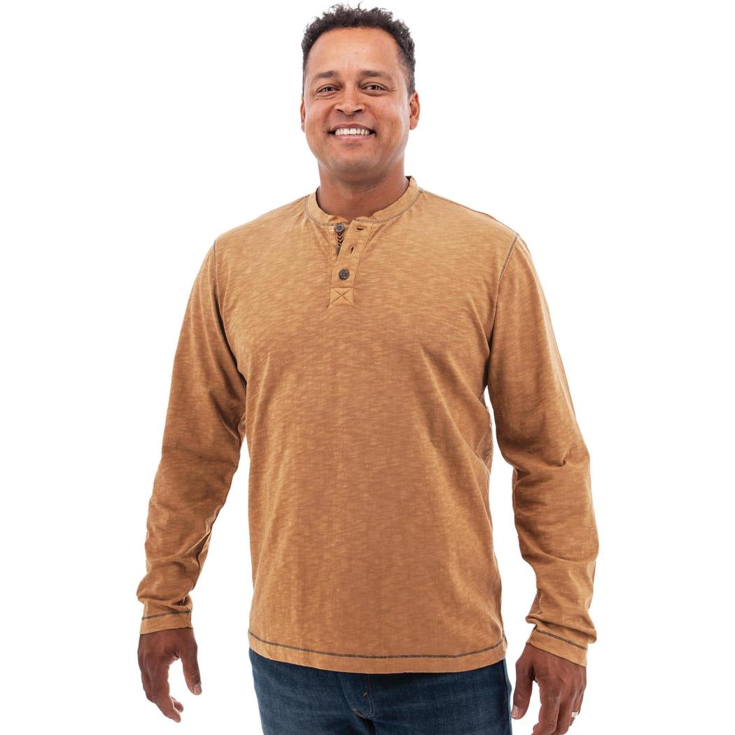 A front view of the Old Ranch Men's Dominic Henley in Chipmunk color on a model wearing blue jeans against a white background.