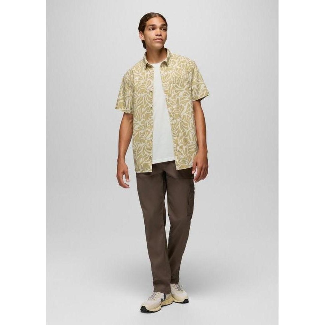 A model wears the Prana Sample - Men's Stimmersee Shirt in Beach Pebble Seaweed against a plain background.