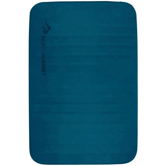 A side view of the Sea To Summit Comfort Deluxe Sl Mat-Double in blue against a white background.