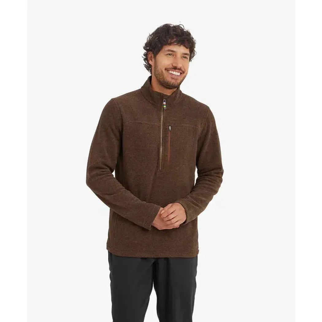 A front view of the Sherpa Adventure Gear Men's Rolpa Eco 1/4 Zip in Cappuccino on a model against a white background.