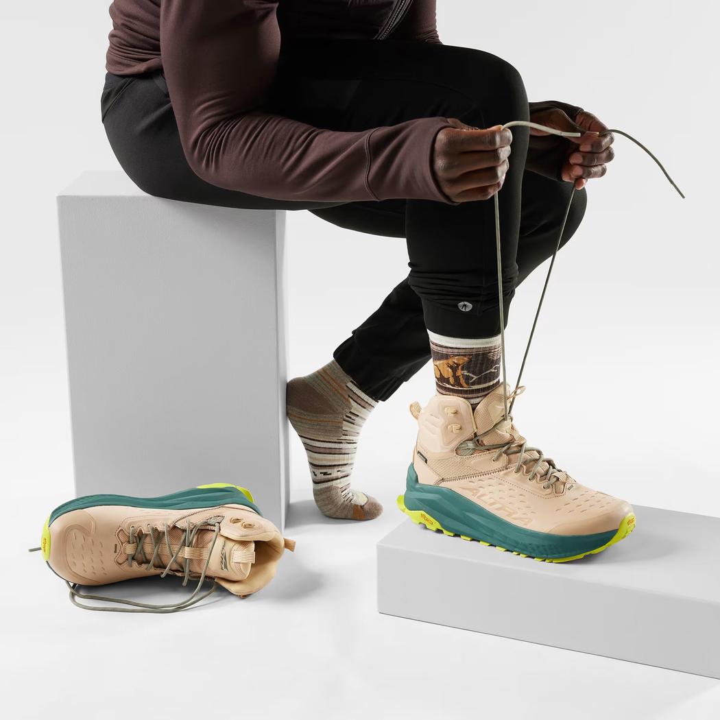 Smartwool Hike Tareted Cushion Bear Stripe Mid Crew Socks-Accessories - Socks - Unisex-Appalachian Outfitters
