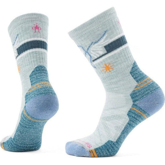 Side view of the Smartwool Women's Hike Light Cushion Hoo Who Crew Socks in Frosty Green showing the cushioned heel and toe against a white background.