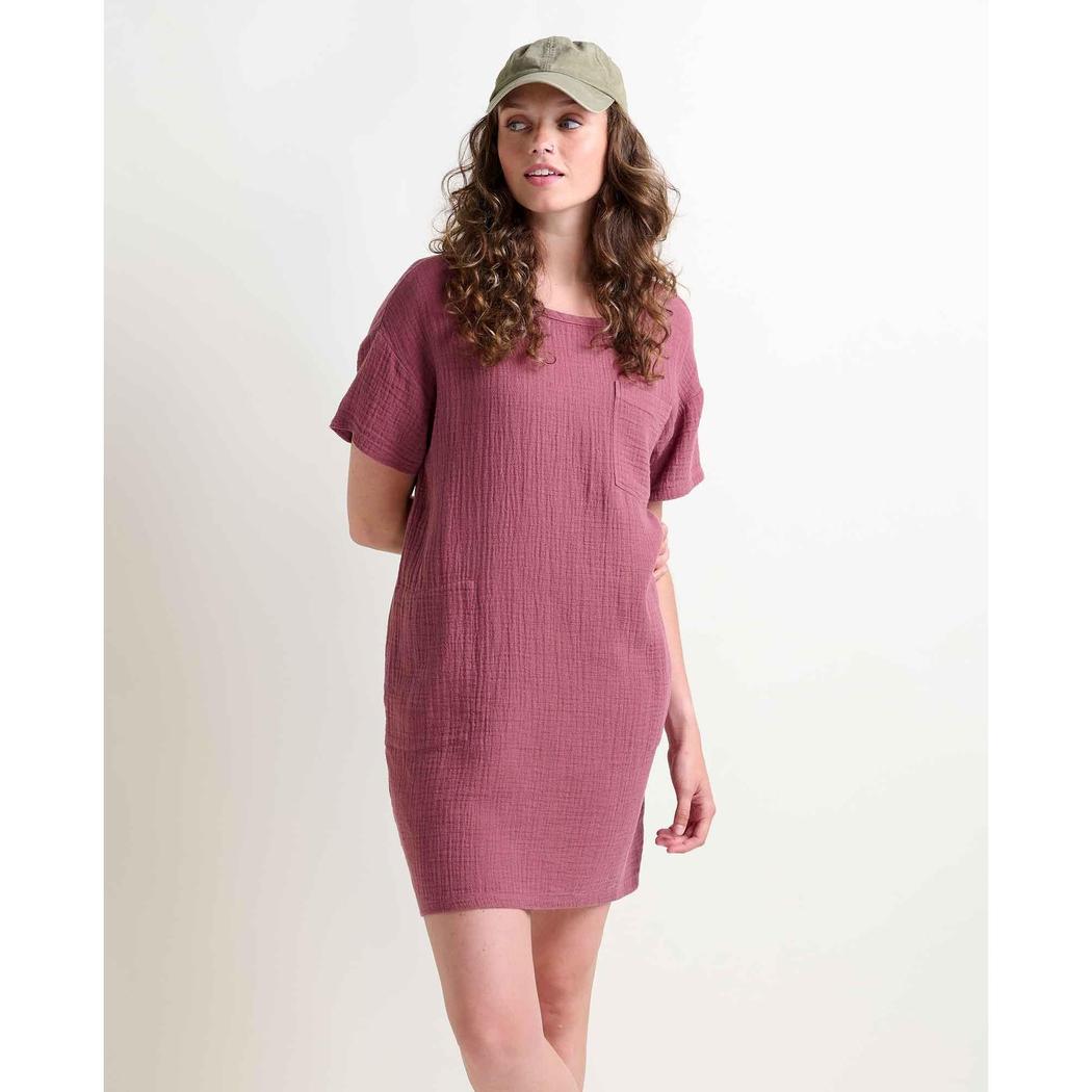 A front view of the Toad & Co Women's Tate Double Weave Short Sleeve Dress in Wild Ginger on a model against a white background.