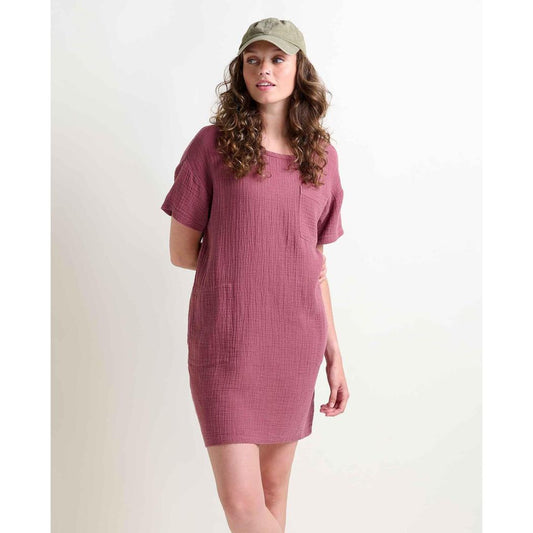 A front view of the Toad & Co Women's Tate Double Weave Short Sleeve Dress in Wild Ginger on a model against a white background.